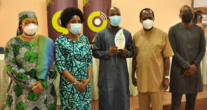 Health Minister Lauds 9mobile for Recognizing Frontline Health Workers Health Minister Lauds 9mobile for Recognizing Frontline Health Workers
