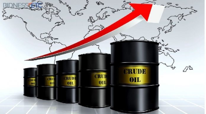 Oil Prices Rises Amid Tight Supply and Concerns over Interest Rate Hike