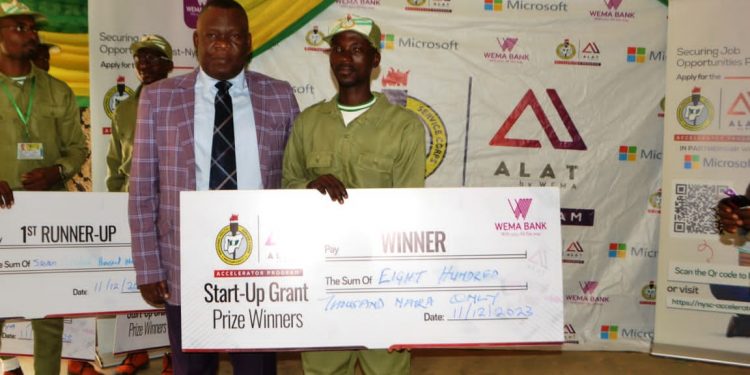 WEMA Bank Awarded Cash Grants to Young Entrepreneurs at NYSC Camp in Kwara State