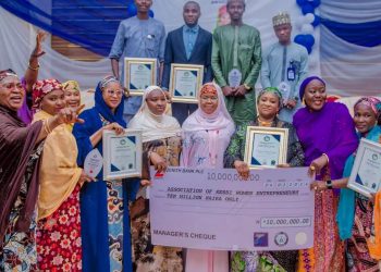 Zainab-Nasare Idris Empowers Women Entrepreneurs in Kebbi With ₦10 million Grant