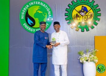 Chevron Nigeria Limited Receives Sustainable Energy Business Award at Nigeria International Energy Summit