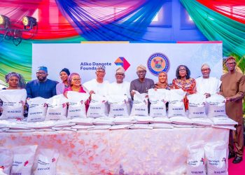 Aliko Dangote Foundation Distributes Over One Million Bags of Rice Across Nigerian States