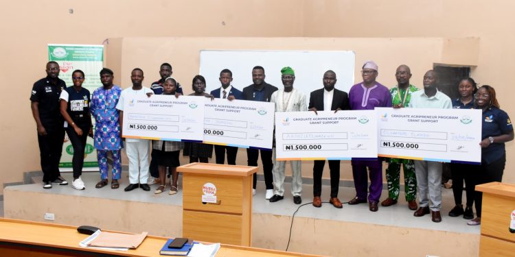 BATN Foundation Awards N6 Million Grants to Youth Agripreneurs