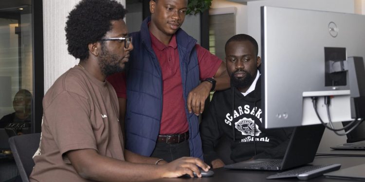 Call For Applications: Yiri Innovation Center’s “Accelerate” Program