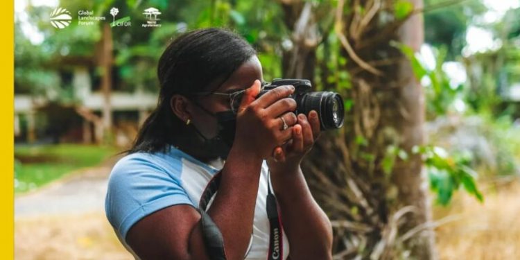 Call For Applications: Global Landscapes Forum (GLF) Africa Photography Awards 2024 ( Up to $900)