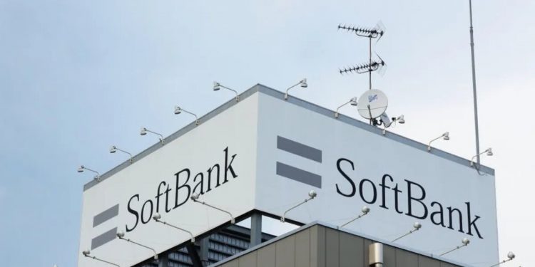 SoftBank to Invest $500 Million in OpenAI as Apple Withdraws from Funding Round