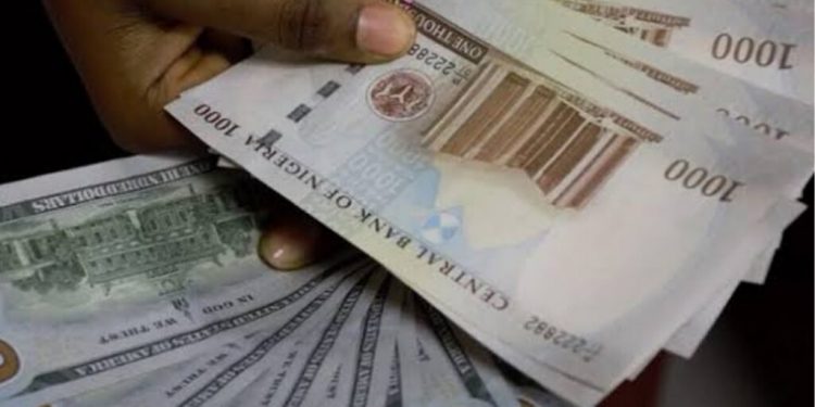 Naira Falls to N1,745/$1 on Parallel Market, Widening Disparity with Official Rate