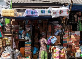 Lagos State Begins Sealing Shops Selling and Storing Styrofoam Packs, Plastic Straws, Cutlery from July 1