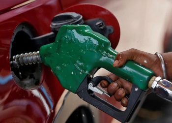 Petrol Prices Drop Below N900 in Parts of Nigeria as Dangote Refinery Cuts Ex-Depot Rates