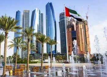 UAE Tightens Airport Customs Rules: Travelers Must Declare Valuables Over $16,300 Online Before Arrival