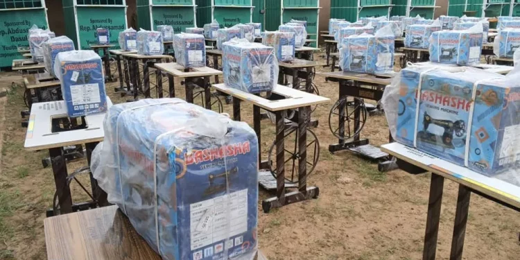 Sokoto Constituents Receive Solar Tools, N500,000 Grants to Strengthen Small Businesses