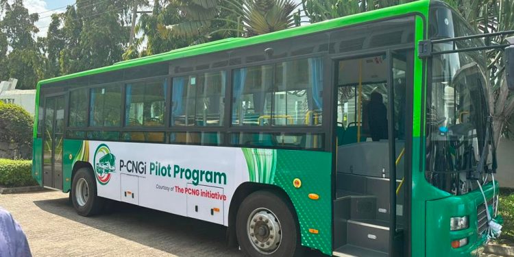 Nigerian Government Donates CNG Buses to  Boost MSME Mobility, Drive Green Transport