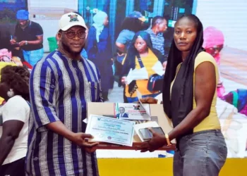Lagos Graduates 250 Entrepreneurs, Awards Grants at Startright Program