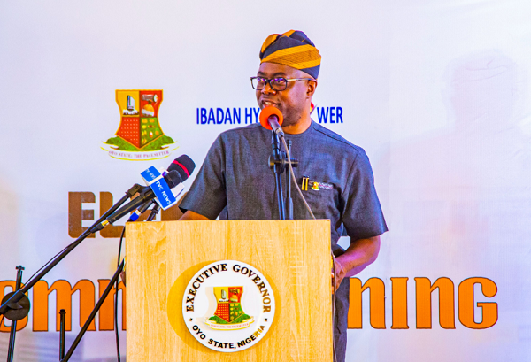 Oyo Governor Seyi Makinde Signs N892 Billion 2026 Budget into Law, Prioritises Production-Led Growth